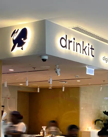 Illuminated retail logos